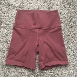 Dusty pink butter soft bike shorts Tnaction, size M